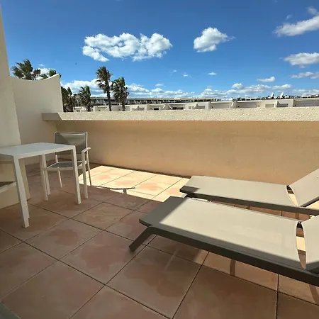 Beau 30m2, Piscine Et Jacuzzi Au Jardin D'eden, Dédié Aux Couples, Village Naturiste *